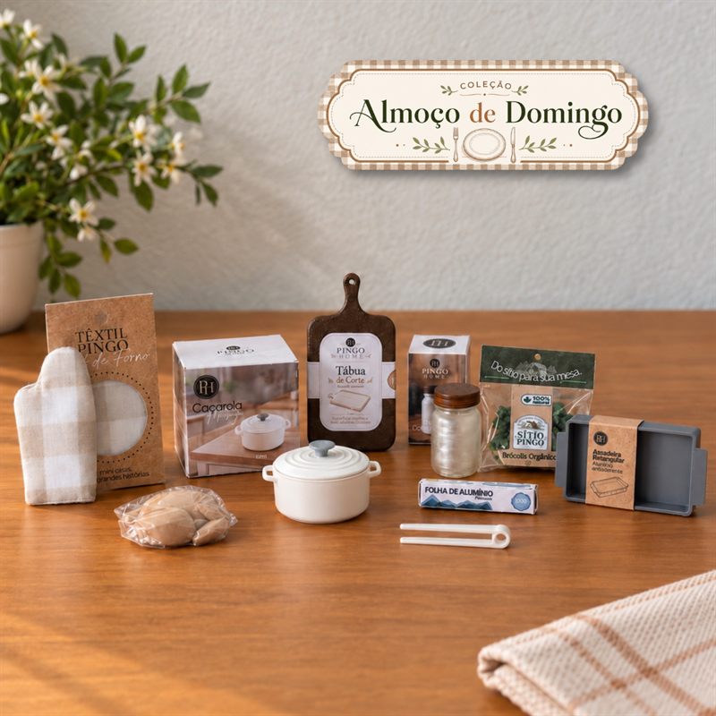 Coleção Almoço de Domingo — miniaturas de caçarola, frango assado, tábua de corte e utensílios sobre a mesa